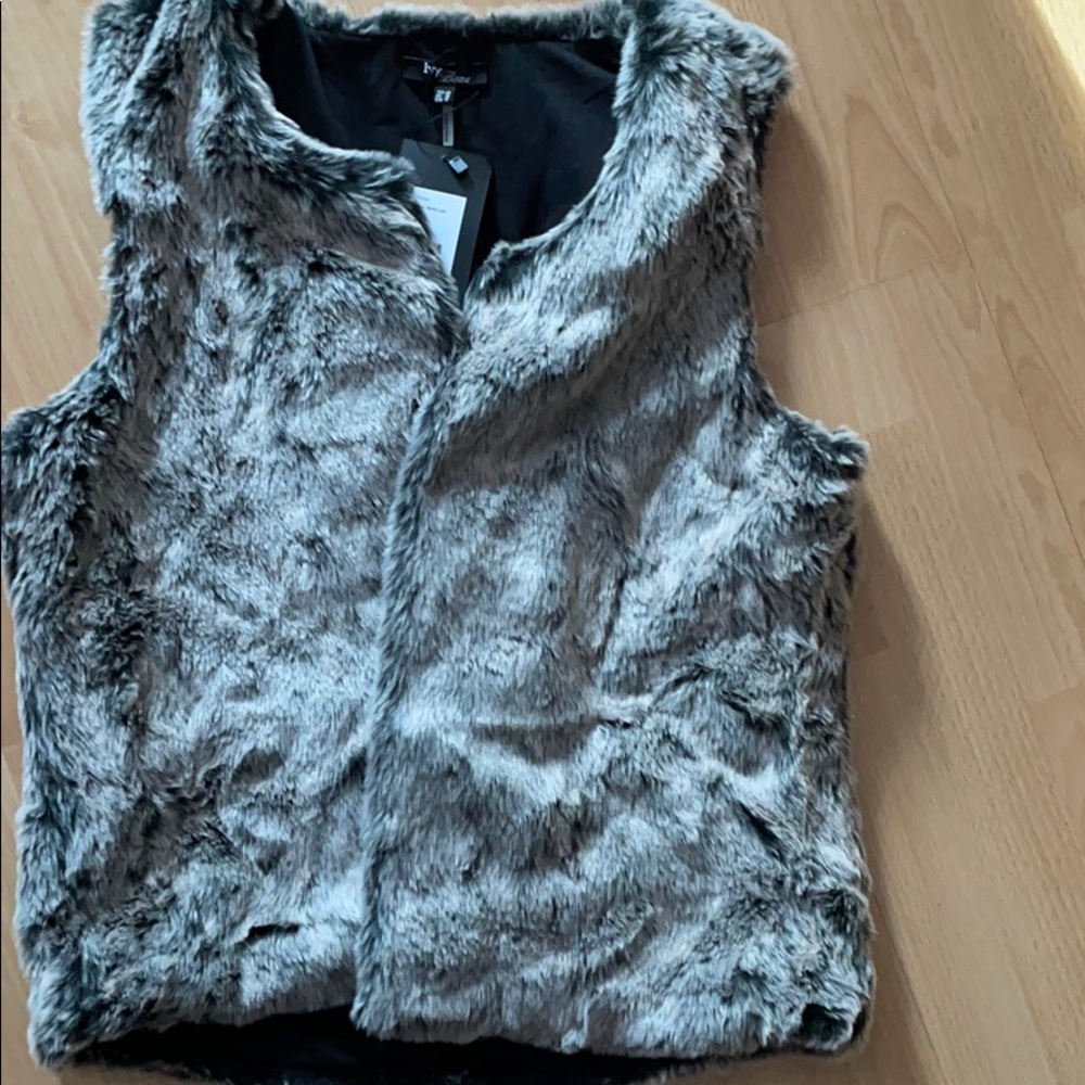 Faux for vest